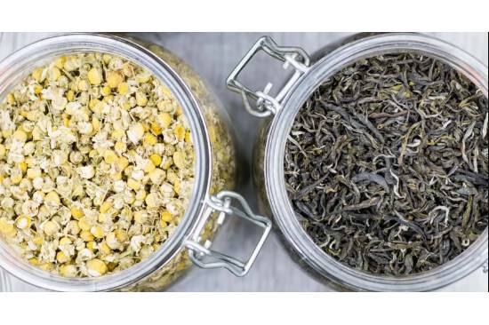 Die besten Förderer für pulverförmigen Tee und losen Blatttee Spiroflow-Experten erörtern die Herausforderungen bei der Förderung von Tee und geben einen Überblick über die für die Förderung von Tee am besten geeigneten mechanischen Förderanlagen