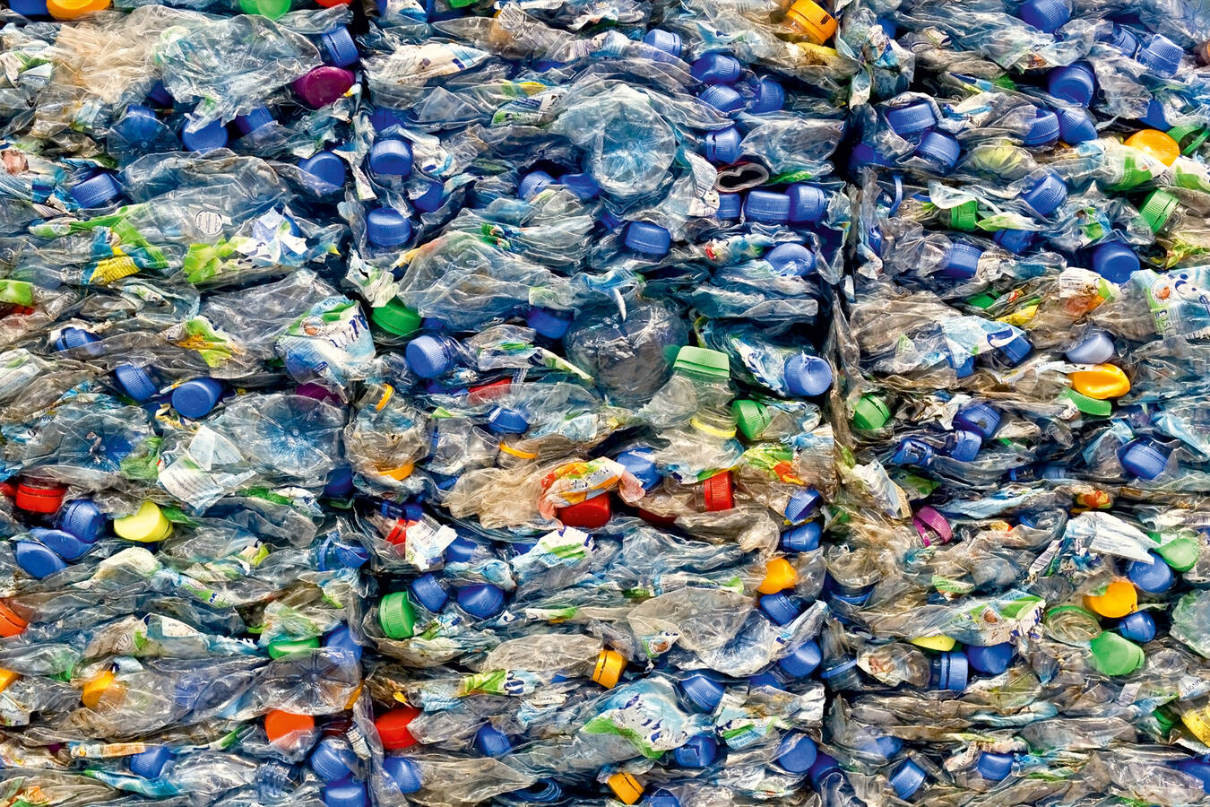 Recycling: Pyrolyse mit Schneckenwärmetauschern Köllemann-Schneckenwärmetauscher werden für die Pyrolyse, einen Schritt im Recycling von Kunststoffen, eingesetzt