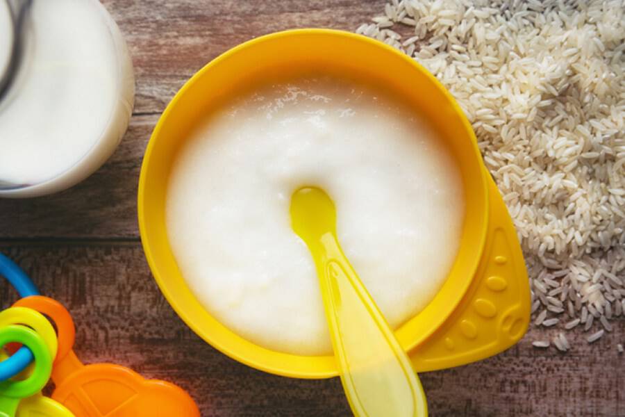 Filtern von Reispaste für Babybrei Führender Lebensmittelhersteller setzt selbstreinigenden Russell Eco Filter® ein, um Verunreinigungen zu entfernen und die Qualität seiner Baby-Reisflocken zu verbessern