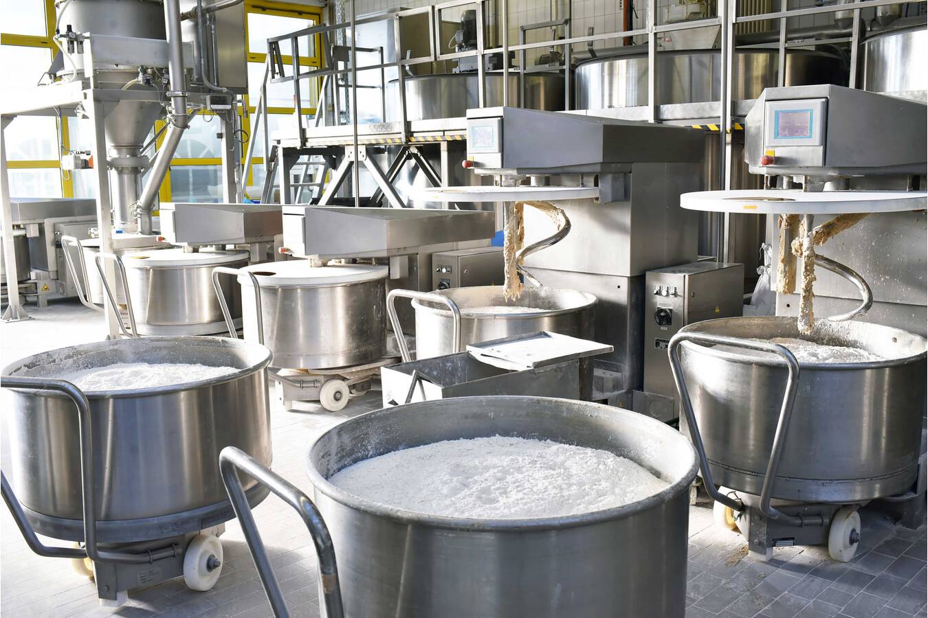 Der richtige Antrieb als Garant für hohe Prozesssicherheit Vielfalt für die Lebensmittelindustrie – auch bei hohen Hygieneanforderungen sicher antreiben. 