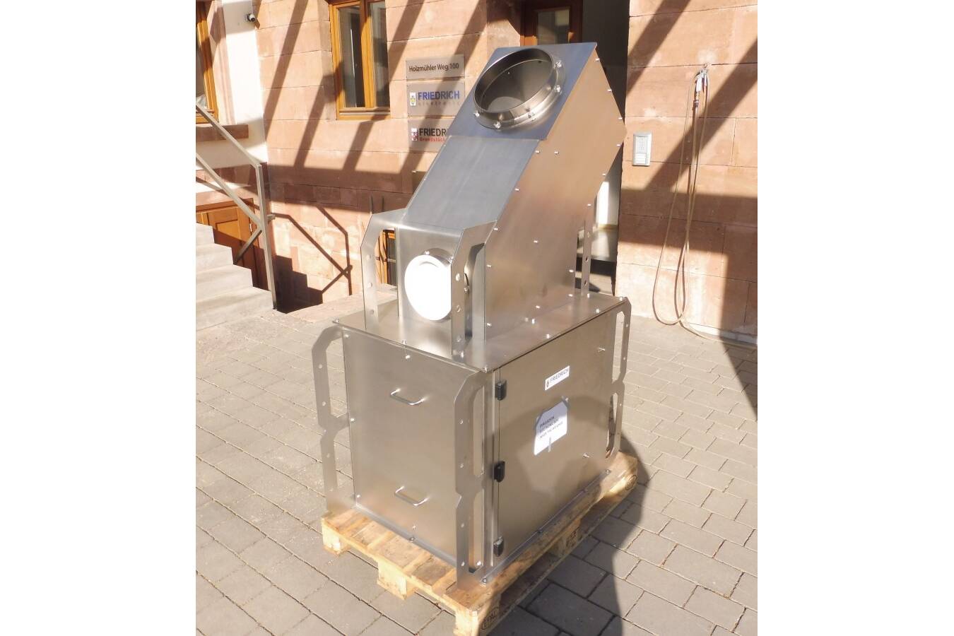 FRIEDRICH electronic zeigt Innovationen auf der Powtech 