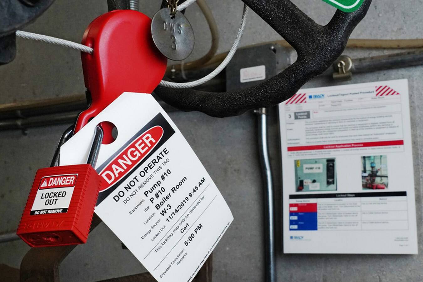 Erfolgreich zu einem EN 17975-konformen Lockout/Tagout-Programm  Die neue europäische Norm 17975 befasst sich mit den Risiken durch Energiequellen in der „Grauzone“ bei Wartungsarbeiten an Maschinen und Rohrleitungen und empfiehlt einen aufgabenbasierten Rahmen für sicheres und effizientes Arbeiten.