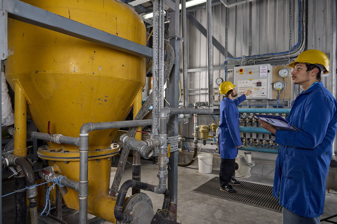Kompaktkurs Pneumatische Förderung: Frühbuchertarif bis 31. Juli 2-Tages-Kurs (17.-18. Nov, UK) zur pneumatischen Förderung von Schüttgütern. Lernen Sie von Experten Systemauslegung, Fehlersuche, Energieeinsparung und ATEX-Konformität für Dosierer, Förderer und Lagersilos. Frühbuchertarif endet am 31. Juli.