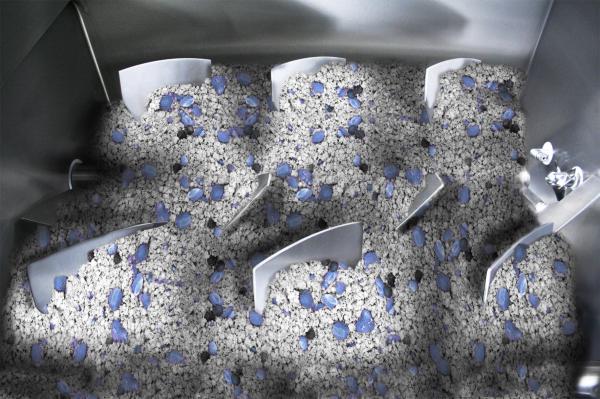 Mischen und synchron  Sprühen und Trocknen im Pegasus® Mischer Dinnissen Process Technology entwickelt neue Funktionalität