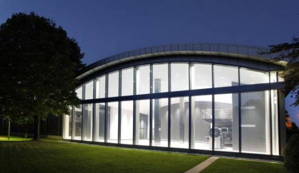 Investitionen in die Zukunft: Bohle Technology Center wird i •	Spezial-Maschinenbauer L. B. Bohle Maschinen + Verfahren GmbH behauptet Spitzenposition 