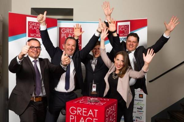 «Deutschlands Beste Arbeitgeber 2017» UWT erzielt Spitzenplatz im bundesweiten Great Place to Work® Wettbewerb