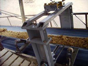 Neues Fördermengen- und Durchsatzmessung DuoSeries LB 472 System zur Massenstrombestimmung an Schüttgütern für alle Fördersysteme