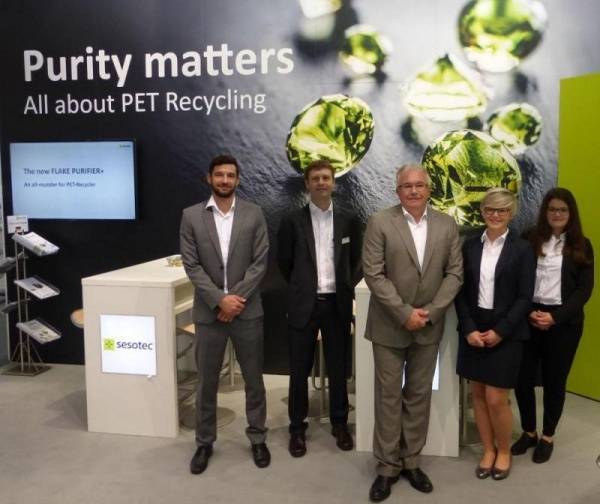 Innovative Lösungen für das PET Recycling vorgestellt Sesotec schärfte auf der drinktec 2017 Profil als Komplettanbieter